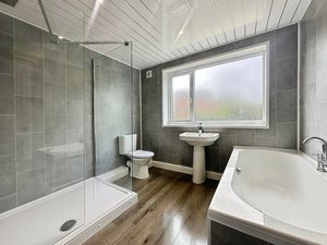 Bathroom- click for photo gallery